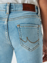 Cargar imagen en el visor de la galería, Jeans Isabella
