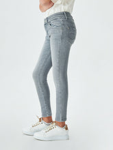 Cargar imagen en el visor de la galería, Jeans Julita
