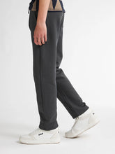 Lade das Bild in den Galerie-Viewer, Joggingpants JOG591
