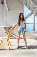 Cargar imagen en el visor de la galería, Jeans Shorts Mchanga
