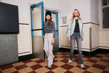 Cargar imagen en el visor de la galería, INDIANBLUEJEANS_AW25_90
