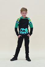 Lade das Bild in den Galerie-Viewer, Hoodie Zyan

