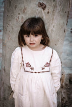 Cargar imagen en el visor de la galería, Dress Daisy
